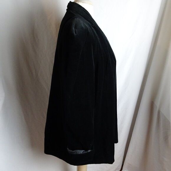 Vintage JS Collections Women Black Velvet Coat with Pockets Size M - Picture 4 of 12